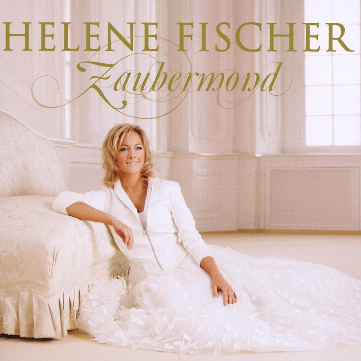 https://images.bravado.de/prod/product-assets/product-asset-data/fischer-helene/helene-fischer/products/502525/web/378384/image-thumb__378384__3000x3000_original/Helene-Fischer_Zaubermond_CD_s502525_o1941303_a378384_v9571355.383ad563.jpg